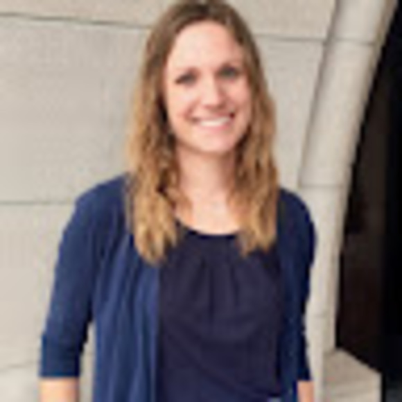 Meet your Posher, Laura - Picture 1 of 1